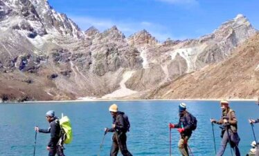 Everest Base Camp Chola Pass Gokyo Trek
