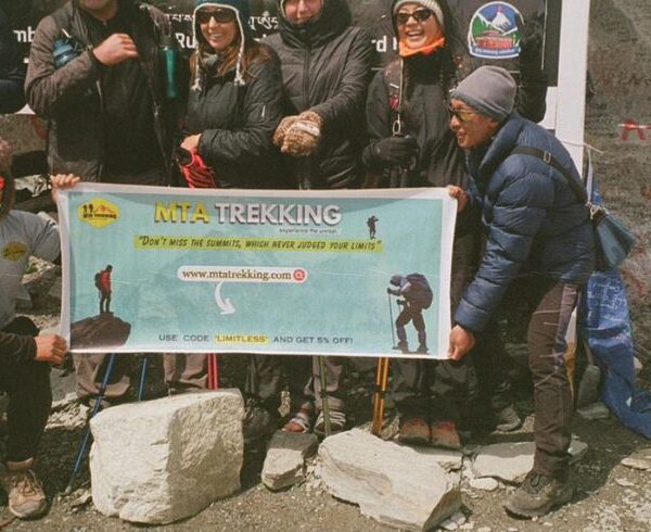 Everest Base Camp Chola Pass Gokyo Trek